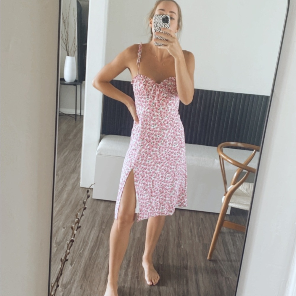 Hello molly midi dress
